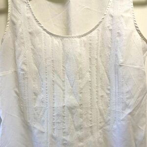 H&M white tank Aztec designed so pretty